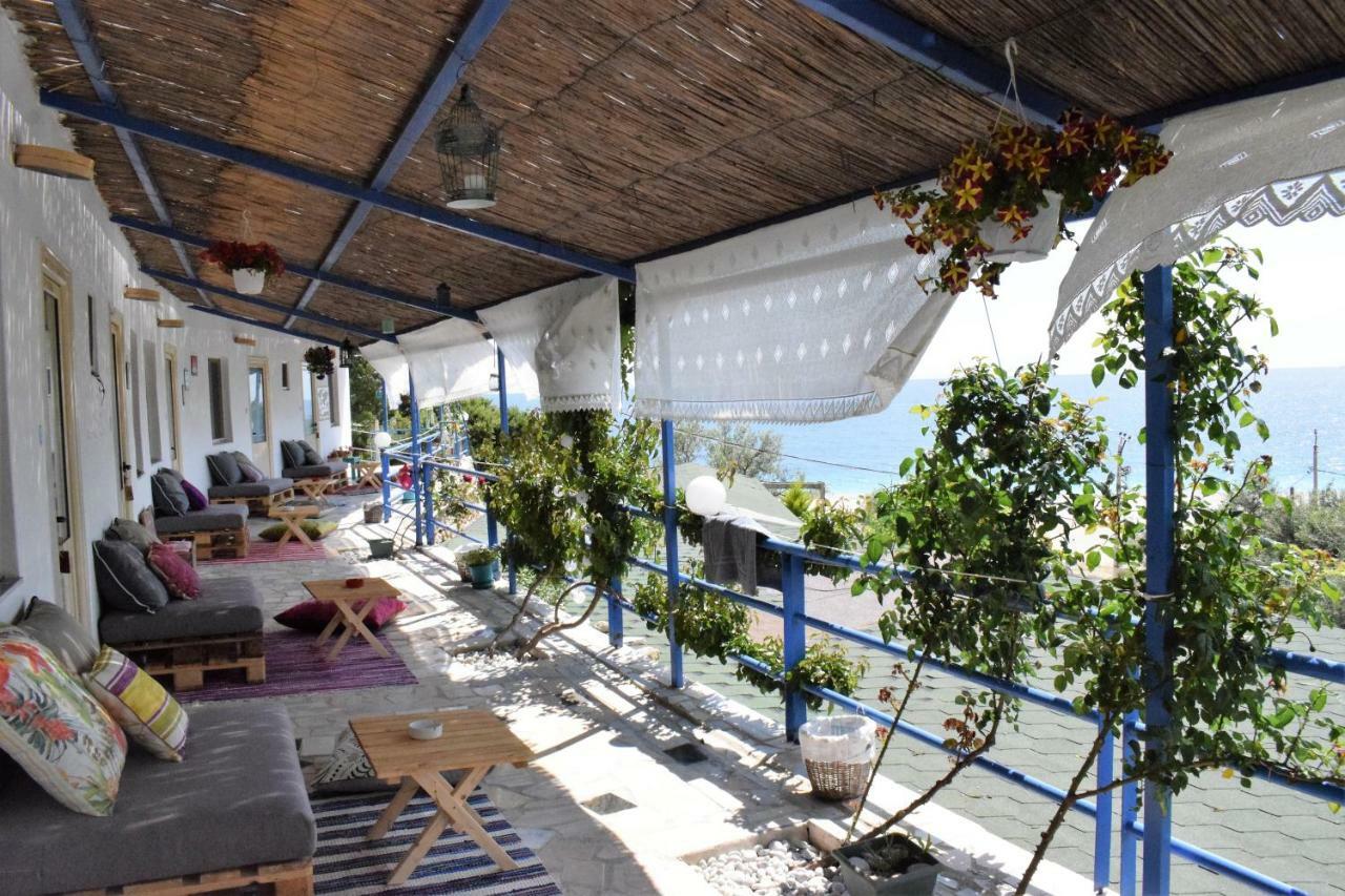 Standard Rooms By Scala Himare Bagian luar foto
