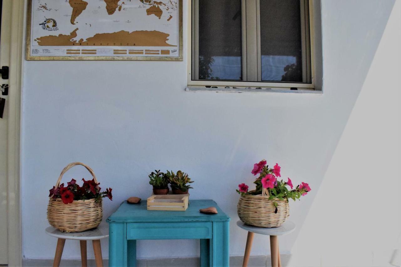 Standard Rooms By Scala Himare Bagian luar foto